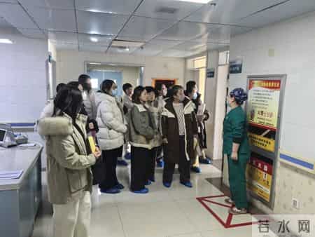 渭南市第一医院孕妇学校举办沉浸式新手爸妈实训课