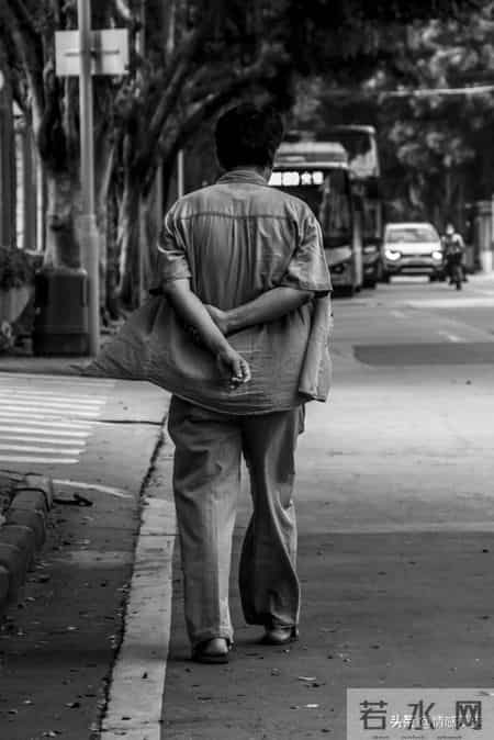 72岁父亲突然病逝，才发现：很多男人没有真正的“养老生活”！