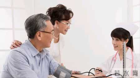 肾内科医生提醒：这5种不舒服其实是尿毒症，千万别忽视，速看