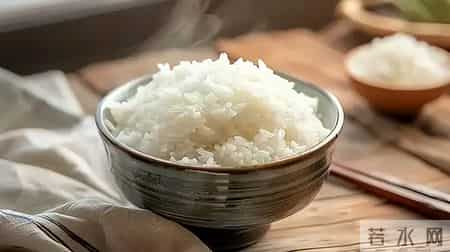 糖尿病最该戒掉的5种食物！经常吃会慢慢“拖垮血糖”，别不在意