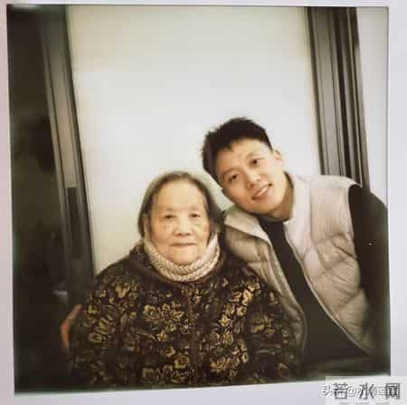 家族遗传基因太可怕了，我大姑的长寿是要忍受白发人送黑发人之痛