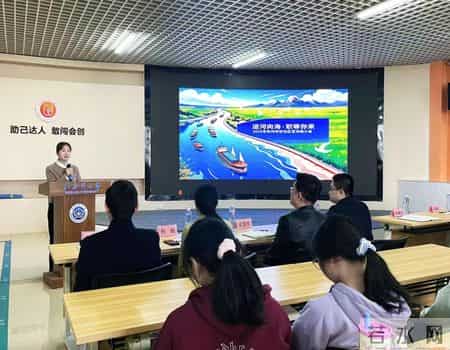 钦北区人才就业服务系列活动走进校园