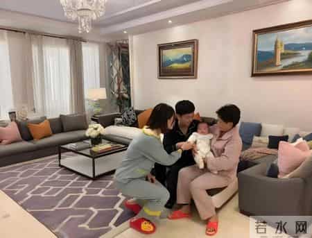 生娃后，为啥年轻人都盼着“婆婆出钱、娘家妈出力”？答案很现实