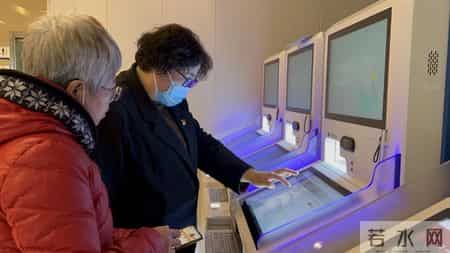 养老“保底方案”来了，即使从没交过社保，这样做也能月领近千元