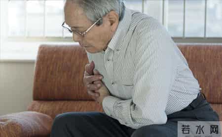 医生研究发现：每日饮酒的冠心病人，多数临近63岁或有5种异样