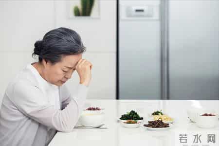 吃饭9分饱被推翻了？医生调查：过了52岁，吃饭尽量要做到这几点