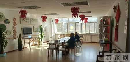 公共浴室变晾晒间？养老机构硬件过剩，背后的需求错配