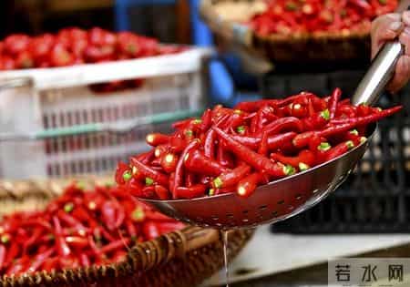 研究发现爱吃辣椒的人，胃癌、糖尿病、全因死亡率，比同龄人低