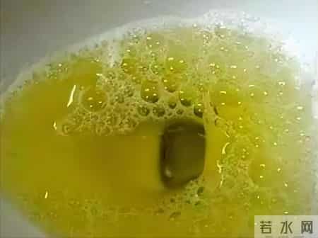 尿毒症早期不是浮肿，而是起床时出现这5个症状，要尽早去检查！