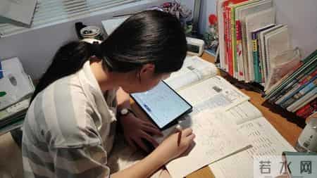 去文凭时代要到来？罗振宇重磅预言，3年内高中生可进大厂拿高薪