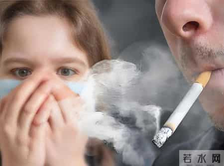 吸烟又火了？医生研究发现：肺炎患者在吸烟时，需要多注意这7点