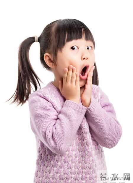 --左手安康右手坦途，这届父母的“顶级玄学”火了--