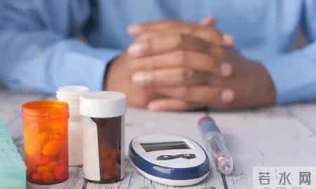 糖尿病最该戒掉的5种食物！经常吃会慢慢“拖垮血糖”，别不在意