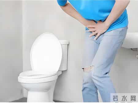 人有没有肾病，看喝水就知？医生：有肾病的人，喝水多会有6异常