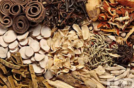 中药又立功？蒲公英可杀死98%癌细胞、消除结节？揭开研究真相