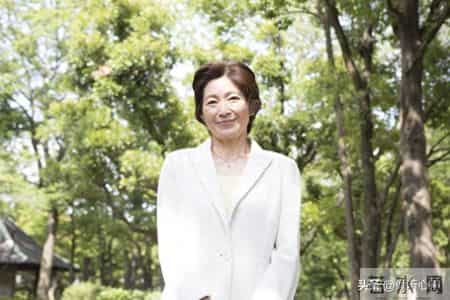 提醒，六十岁后一定多为自己考虑，少一些为儿女，因时代变了