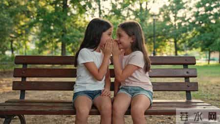 外向活泼就一定好吗？内向孩子的优势被太多父母忽略了