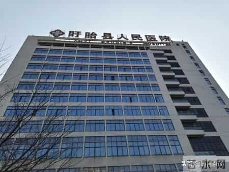 江苏盱眙新生儿指尖被剪，10万赔偿太少了！孩子乱动的借口太牵强