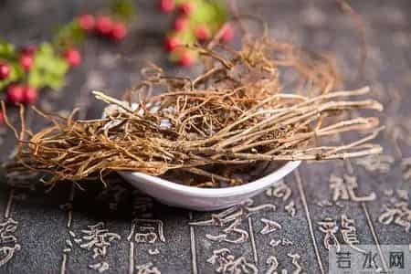 68岁老人中毒身亡！提醒：吃完降压药千万别碰它，中老年一定要看