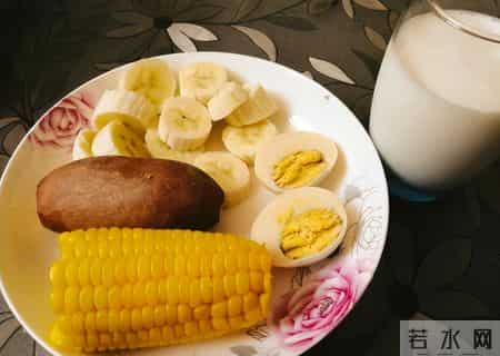 医生提醒：若是查出高血压，这四物马上停止食用，千万别害了自己