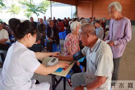 运动就能降血压？英国研究：降血压有4项“最佳运动”，不是跑步