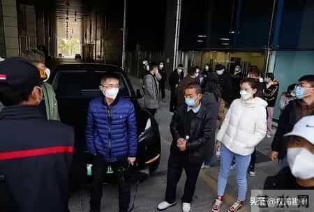 裁员潮袭击茅台子公司，百余员工成项目牺牲品，年薪15万补偿6000