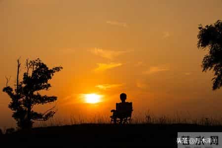 82岁老人临终劝告：有三种养老方式千万不要选，宁愿孤独也别后悔