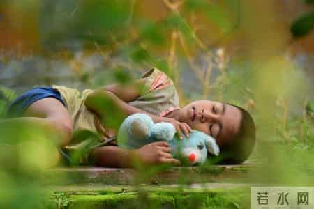 孩子专注力不好，不是坐不住，是心静不下来。