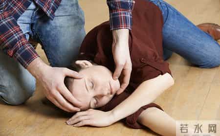 医生解剖5716例猝死者，发现猝死规律：易猝死的人，有4个共同点