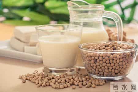 小寒已经到了，医生提醒：高血压的朋友，早上牢记2不做3不吃！