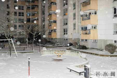 德国首都电缆桥被烧毁！养老院告急，联邦军急送油救场！