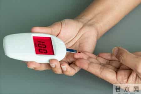 学医后才知道，糖尿病最危险的信号，不是视力模糊，而是这3症状