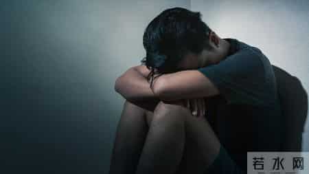 医生研究发现：每日饮酒的冠心病人，多数临近63岁或有3种异样