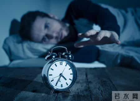 医生指出：每天都喝酒的人，大多到了61岁后，身体或有6种痛苦