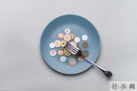 困住妈妈们的不是没时间也不是没有钱，而是深深地自我否定