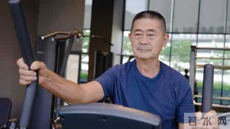 不管你信不信，男性过58岁后，基本都有如下8个现状，要学会接受