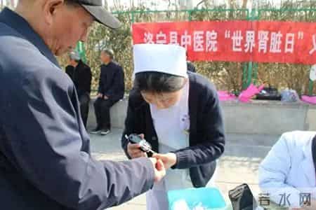 吃粗粮可以降血糖？医生坦言：3种粗粮不建议吃，劝告父母赶紧停