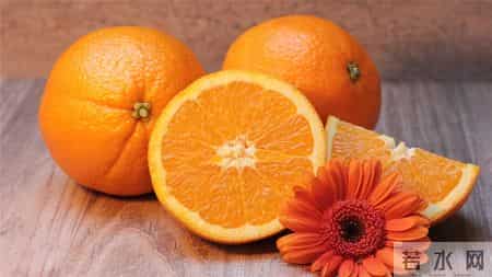 橙子再次被关注！医生发现：冠心病患者常吃橙子，或出现4种变化