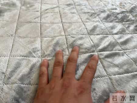 靠它抗住了湿冷魔法攻击!宫菱水暖毯测评：母婴级安全无毒无辐射