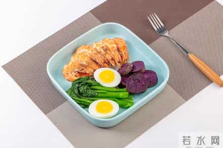 多名医生忠告：慢性肾病患者做过尿检，务必重点看这4项核心结果