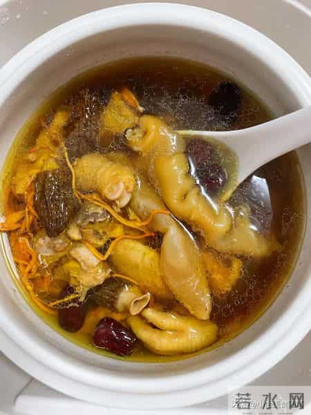 失眠可能是“气血不足”，这5种换着吃，补气血助眠，倒头就睡！