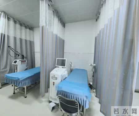 脸上、手背冒出的“小疙瘩”是啥？商丘专家详解扁平疣的防与治