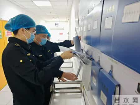 医院食堂专项检查，个别问题已责令整改