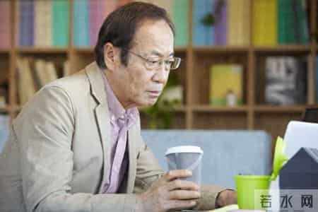 40岁后别瞎折腾！这3种养老生意闷声发财，有人年入百万