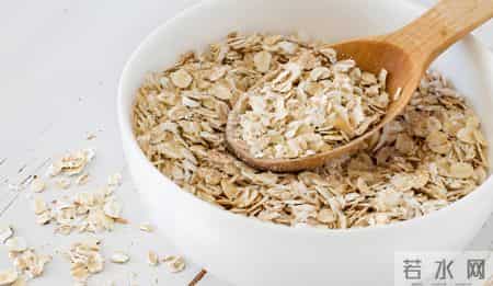 鸡蛋不能天天吃？医生提醒55岁后的老人，吃鸡蛋牢记4个关键