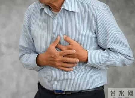 42岁女性患上高血脂，天天吃芹菜，2个月后复查，医生：你咋做到