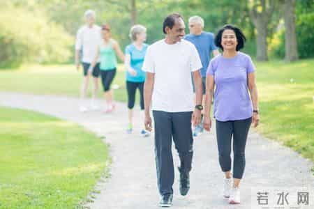 研究发现：每天走路达到这个量，体重会下降，心脏会更健康！