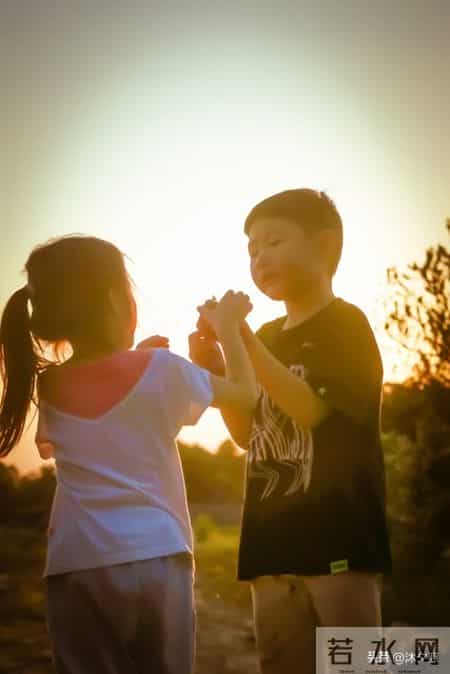作为母亲，心中最深的祈愿：愿孩子一生顺风顺水，健康平安