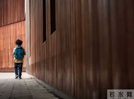 越喜欢说这4句话的孩子，情商多半不高，看看你家娃喜欢说吗？