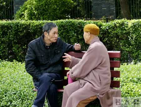 2026年，3.5亿老人背后，藏着普通人最稳的赚钱路子？